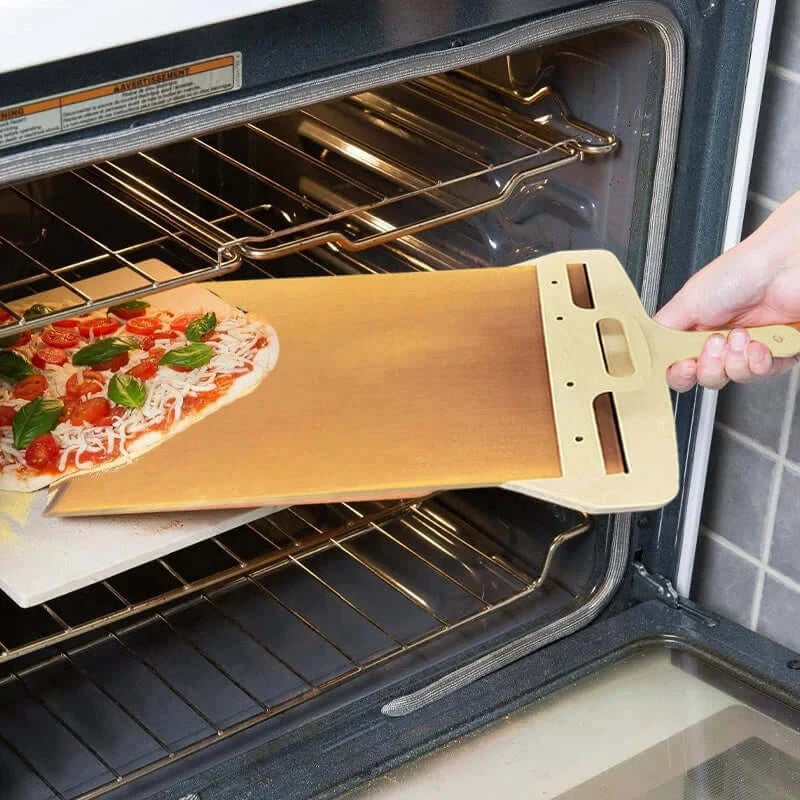 Sliding Pizza Peel with Handle