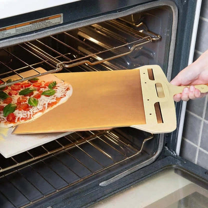 Sliding Pizza Peel with Handle