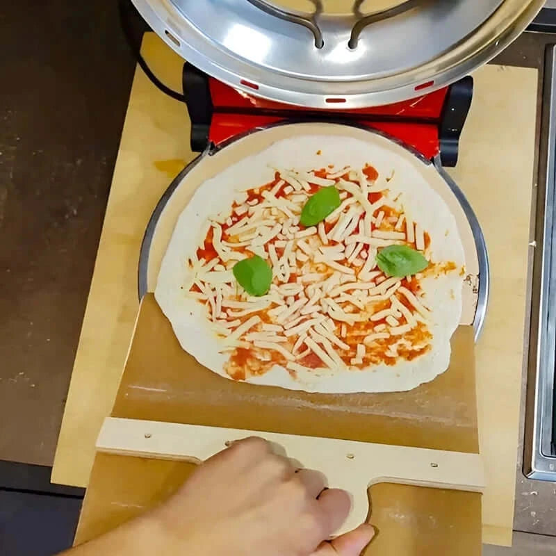 Sliding Pizza Peel with Handle